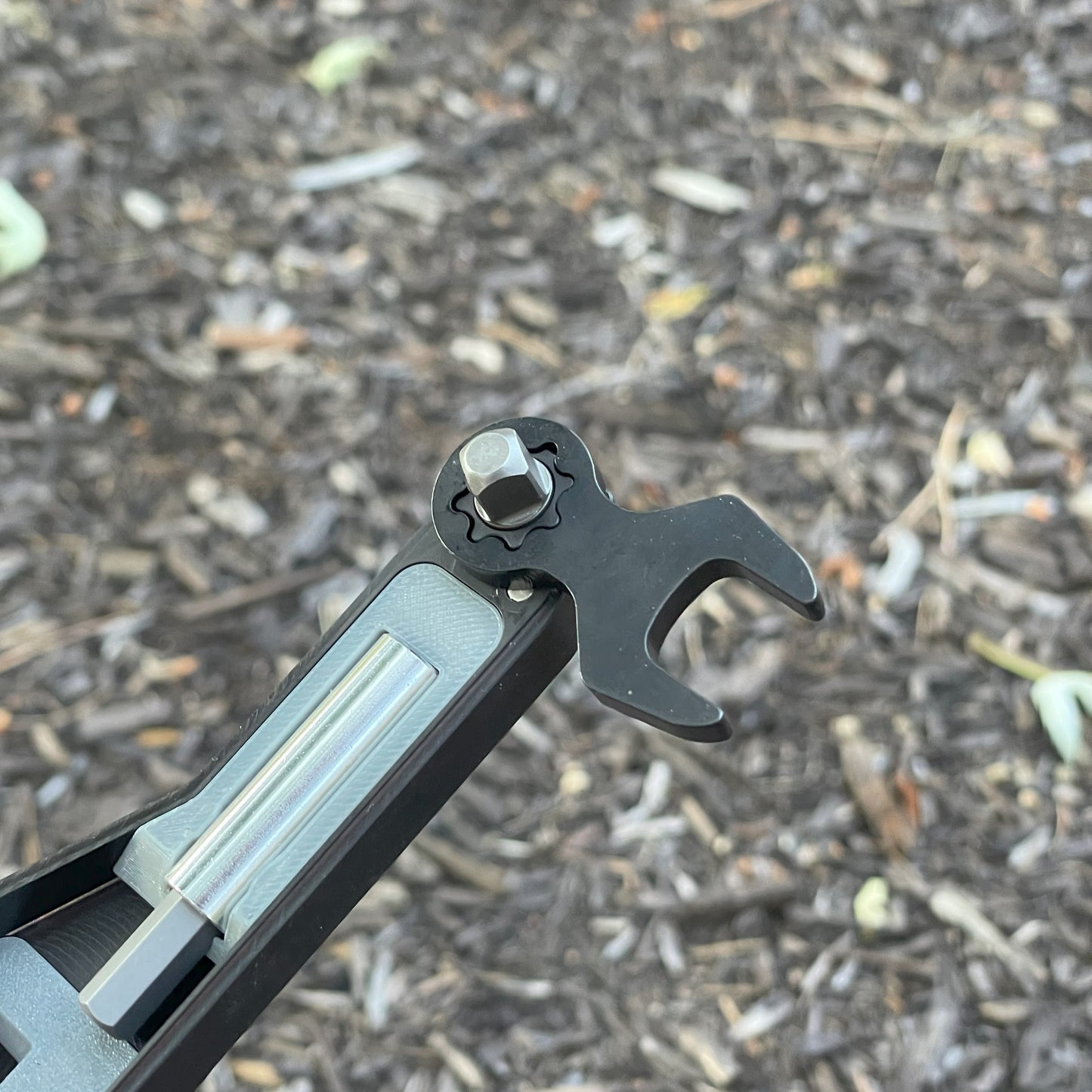 The Stache, Moto Multi-Tool