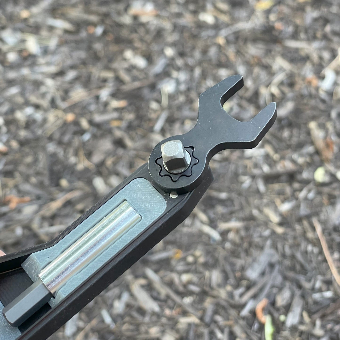 The Stache, Moto Multi-Tool
